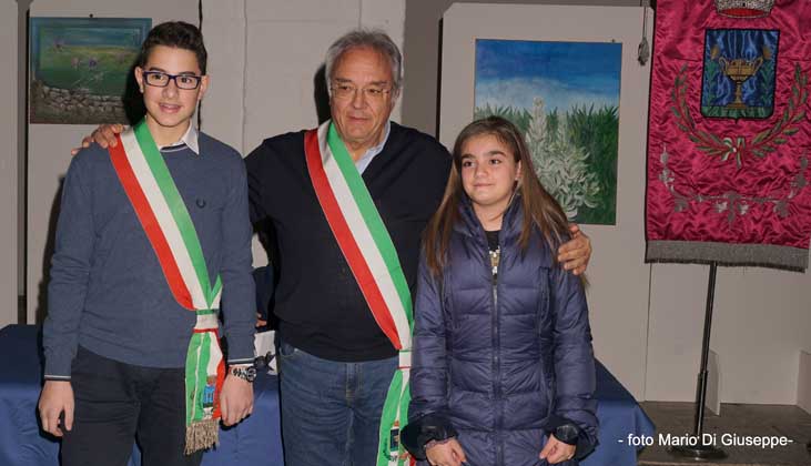 Foto con Povia