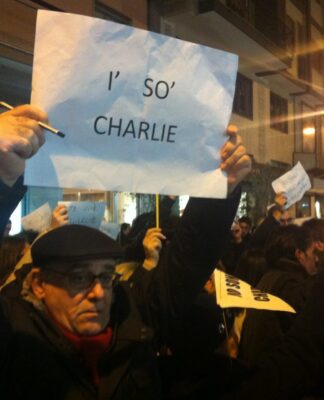 Se Bari avesse Charlie Hebdo sarebbe una piccola Parigi