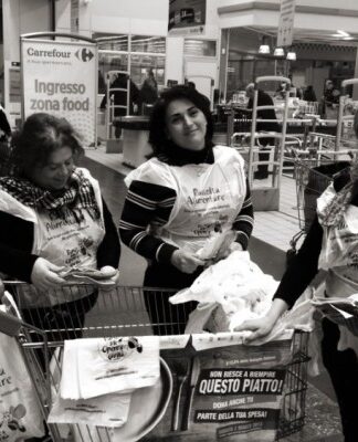 Giornata per la raccolta alimentare a Bari