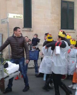 Carnevale dei Popoli: è stata festa a Lecce per le strade del quartiere San Pio