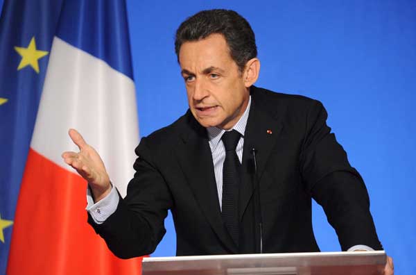 SARKOZY ANUNCIA UN PLAN DE INVERSIONES PARA ESTIMULAR EL CRECIMIENTO ECONîMICO