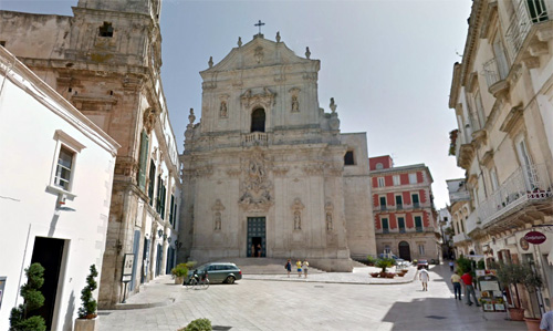 martina-piazza-plebiscito