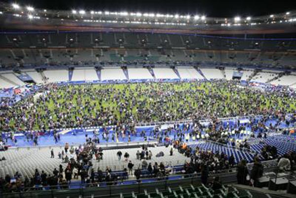 francia_attacco_stadio