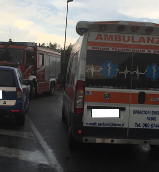 “Polizia, ho deciso di suicidarmi!”