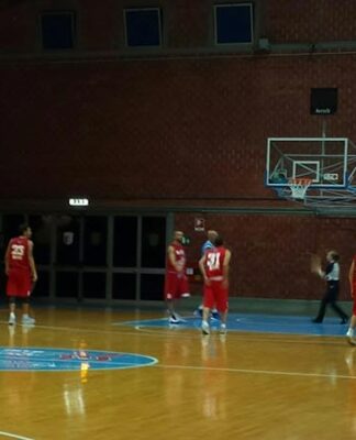 Basket, il Cus Bari vince il derby casalingo contro l’Angiulli