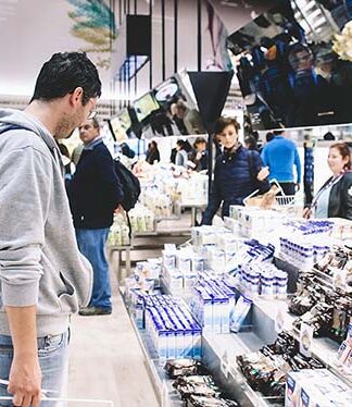 Cash mob a Bari: i soci Coop si mobilitano per la campagna #spesasagiusta di Fairtrade Italia