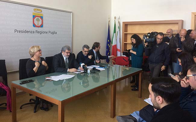 foto3 confza stampa Puglia 365 Emiliano Capone Verri Scandale