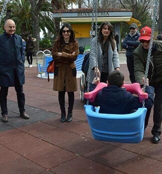Puglia, 150mila euro per le giostrine per bimbi disabili nei piccoli centri