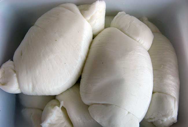 nodini-di-mozzarelle-di-gioia