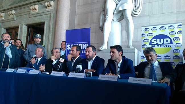 noi con salvini sud testa