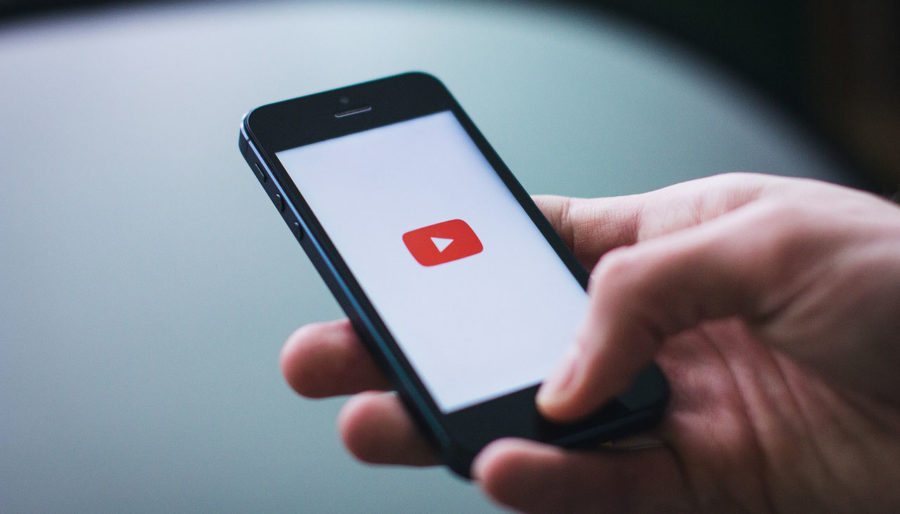 youtube-smartphone-internet