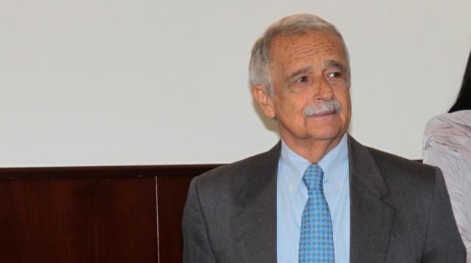 1475512831-franco-sebastio