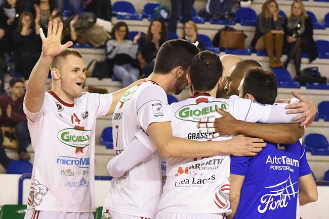 REAL STRARIPANTE
