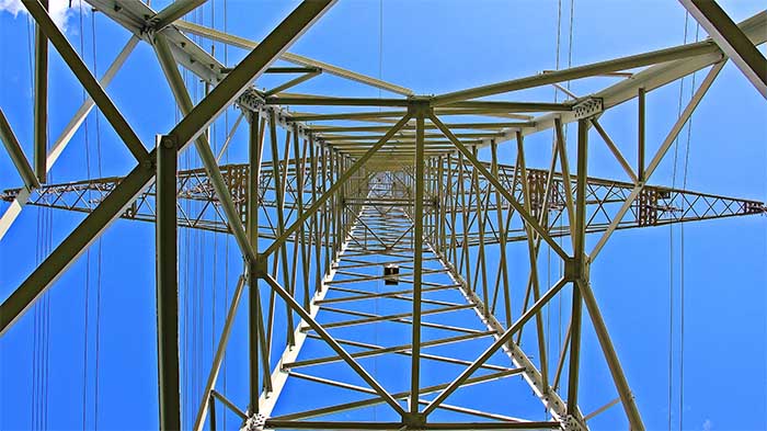 energia elettrica traliccio