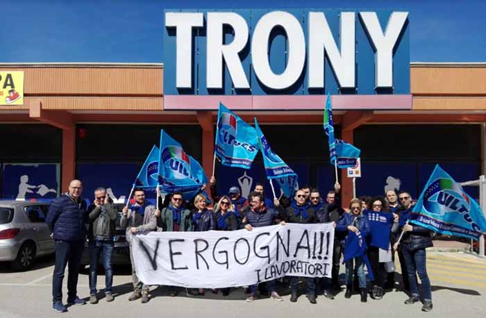 trony3