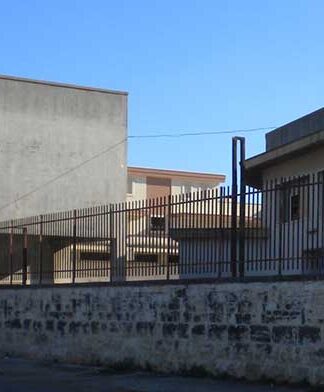 Lecce, sequestrato l’ex Macello trasformato in un centro sociale abusivo
