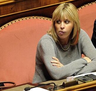 Alessandra, una Mussolini senza Patria