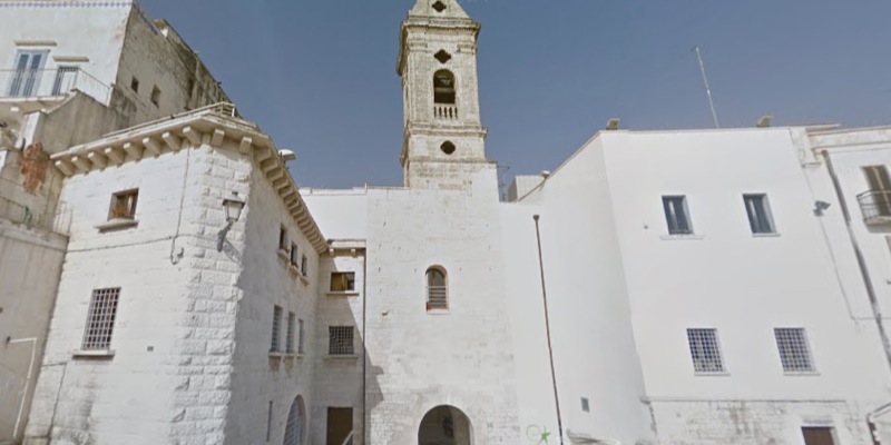 bari-colonna-dell-annunziata