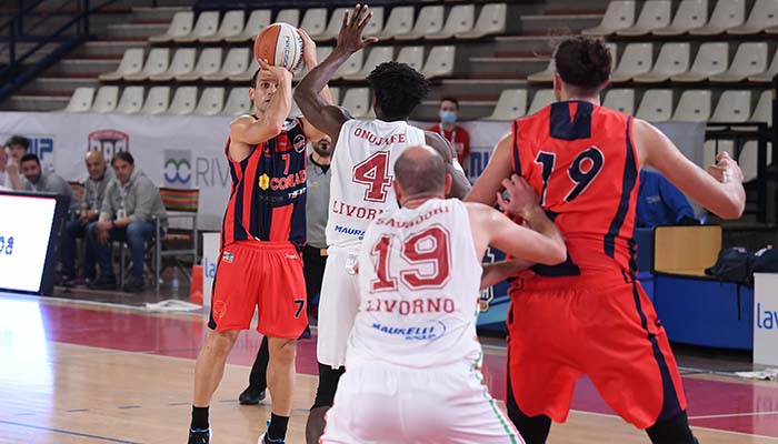 cj_taranto_livorno_@Ciamillo-Castoria
