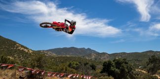 Honda CRF450R, le novità del 2022