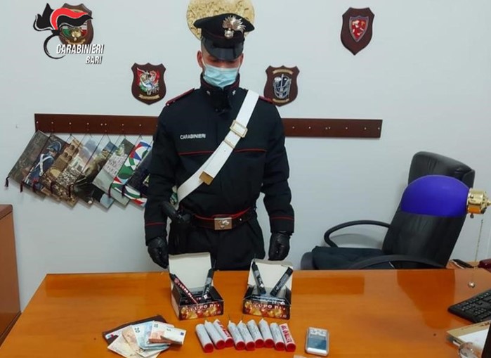 carabinieri_petardi