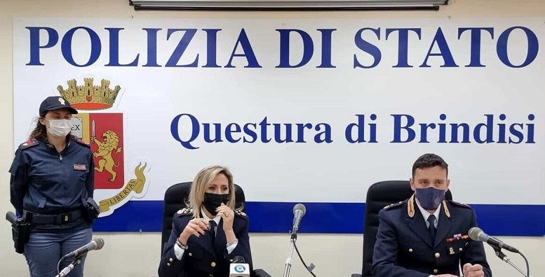 polizia-brindisi-conferenza
