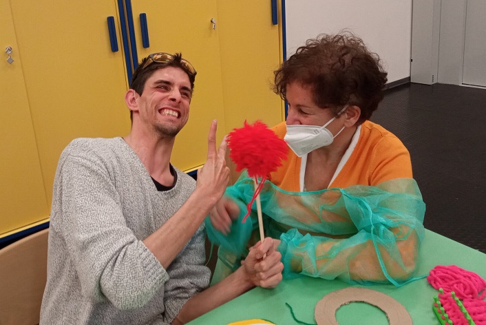 YARN BOMBING LFO 2022