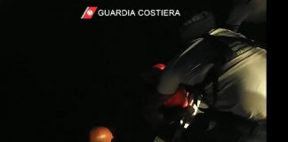 Affonda un peschereccio tra Maruggio e Punta Prosciutto, 3 marittimi salvati dalla Guardia Costiera