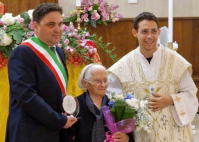 Libera Pozzuto a Carlantino con sindaco e parroco