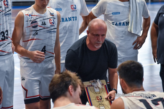 CJ Taranto, coach Olive (1)