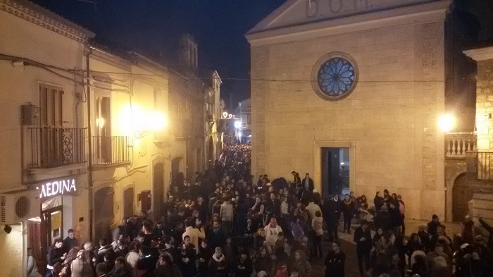 Orsara chiesa madre folla fucacoste