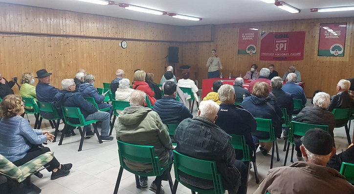 San Nicandro l'assemblea