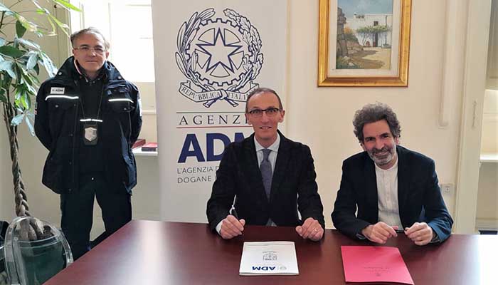 foto lecce marco cutaia e sindaco salvemini
