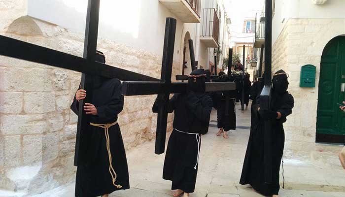 crociferi settimana santa