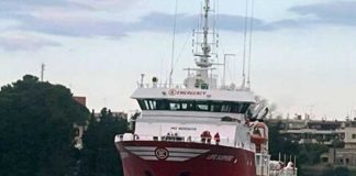 105 migranti soccorsi in mare e sbarcati a Brindisi. In corso le operazioni di assistenza