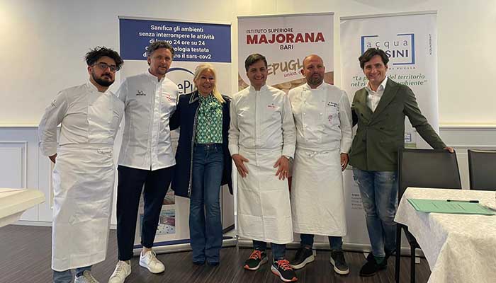 I fratelli Felice e Riccardo Sgarra con gli che e la ds Paola Petruzzelli
