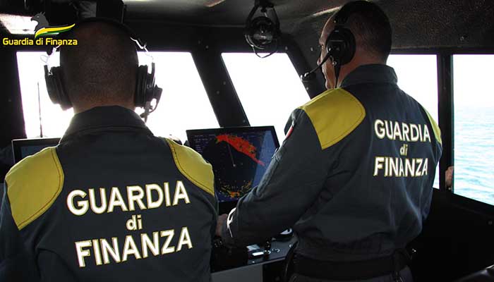 guardia-finanza-mare