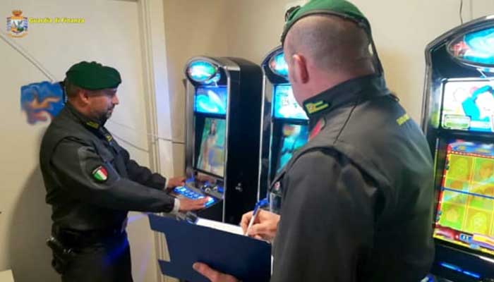 sequestro slot machine finanza
