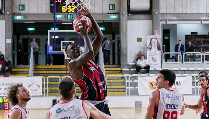 05°g Vicenza-CJ Taranto, Thioune
