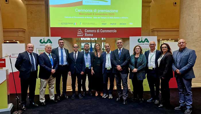 Roma consegna Bandiera Verde delegazione pugliese con il presidente nazionale Cristiano Fini