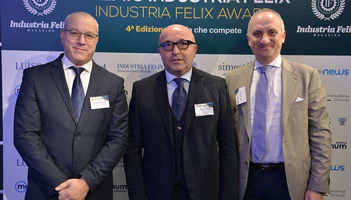 da sin. Giuseppe Savino dir. art. delle Grotte, Domi Ciliberti sindaco di Castellana Grotte, Serafino Ostuni vicepresidente Grotte di Castellana srl
