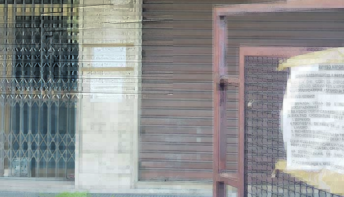 taranto_centro_impiego_topi_blatte_chiusa_sede_perche