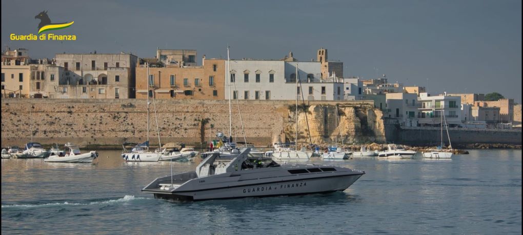 gdf_guardia_finanzia_otranto_mare