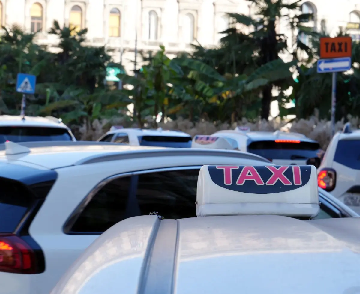 20240617_1399 taxi ncc