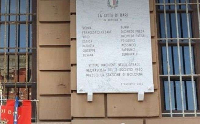 bologna lapide strage bari