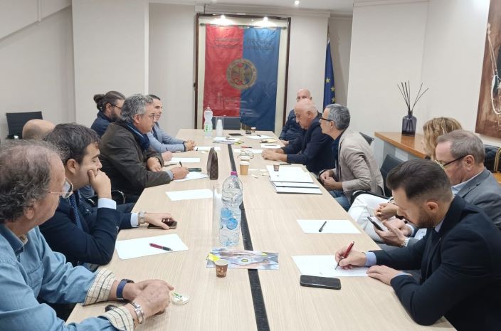 incontro centrodestra confcommercio taranto
