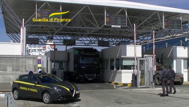 controlli porti bari olio