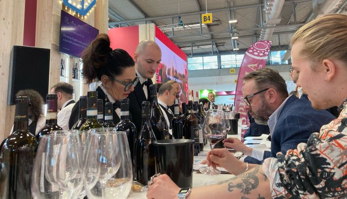 vinitaly 2025 puglia