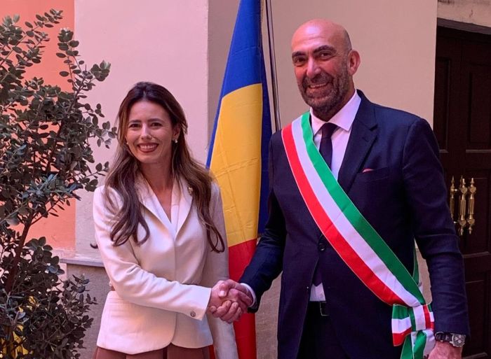Bari, incontro tra il sindaco e la console generale di Romania