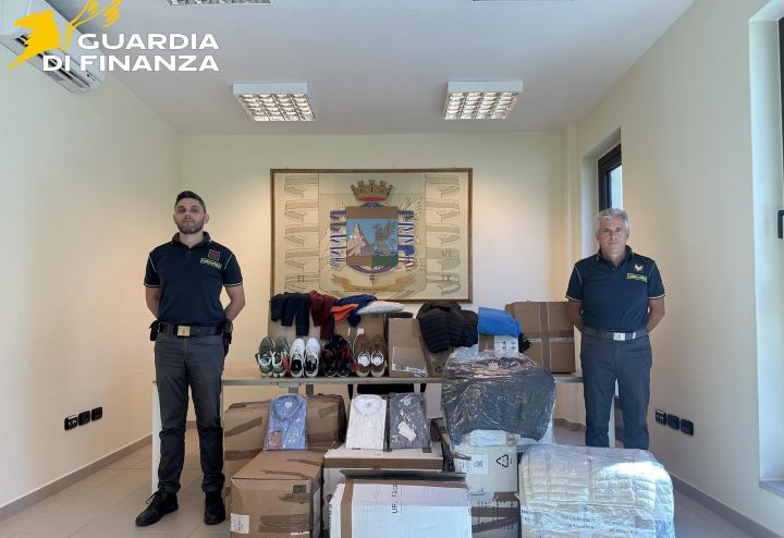 finanza lecce sequestro